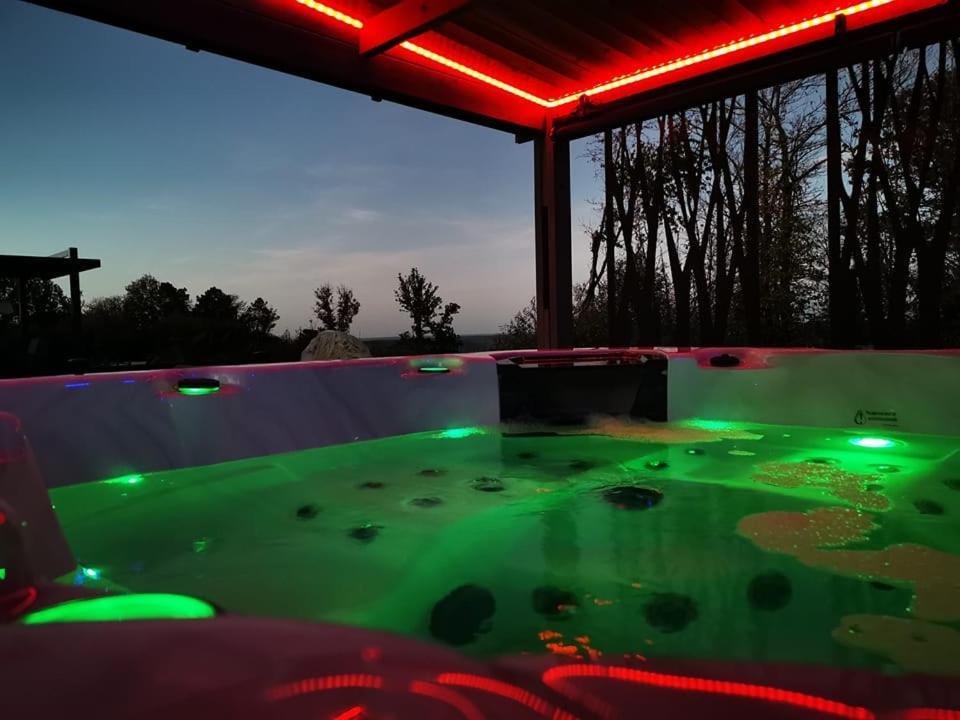 "Notre Bastide" Maison Et Table D'Hotes Traditionnelle Et Vegetarienne, Piscine, Jacuzzi, Clim, , A 5 Mn De Sarlat Marcillac-Saint-Quentin Exterior photo